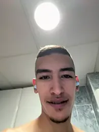 flacoo227 — Stripchat stream photo (Aug 2026)