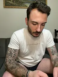 DEEPWOLFF — Stripchat stream photo (Mar 2026)