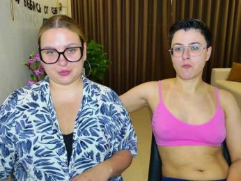 dreamteamgirls — modelo de webcam en línea en bongacams