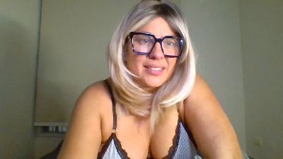LadySuMilf — Cam4 profile photo