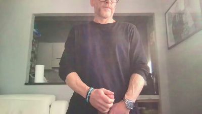 Axl_hot — Cam4 stream photo (Mar 2026)