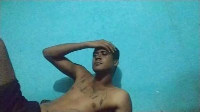 RobertLuz — Cam4 stream photo (Mar 2026)