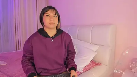 lucy_Bensonn — Stripchat stream photo (Apr 2025)