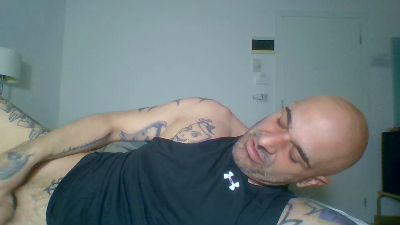 ilciuciu20 — Cam4 stream photo (May 2026)