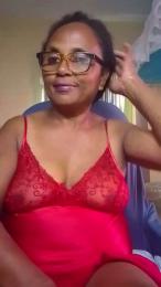 momsexy_xxx — modelo de webcam en línea en cam4