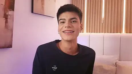 Dulcey_ — Stripchat stream photo (Mar 2026)