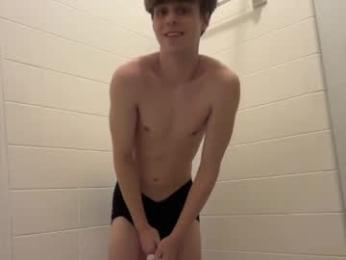 kayy06 — modelo de webcam en línea en chaturbate