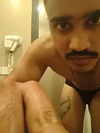 Mrgill09 — Stripchat stream photo (Sep 2026)