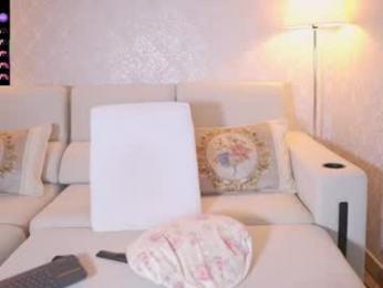 kellyfernandes — Chaturbate stream photo (Apr 2026)