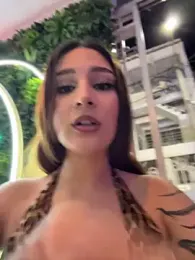 Mon_Cherry — Stripchat stream photo (Apr 2026)