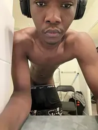 Blackbbcc23 — stripchat