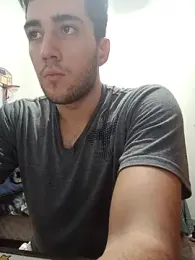 agustinn_r — Stripchat stream photo (Apr 2026)