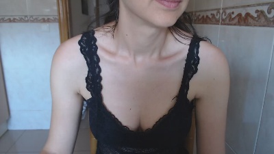 elyy_fun — Cam4 stream photo (Jun 2026)
