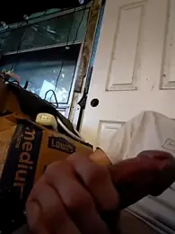 Hungwell1515 — modelo de webcam en línea en stripchat