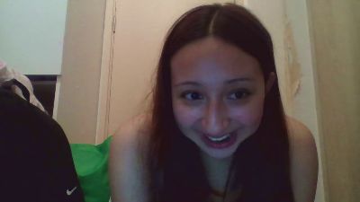 000956x — modelo de webcam en línea en cam4