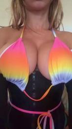 bazy783 — modelo de webcam en línea en cam4