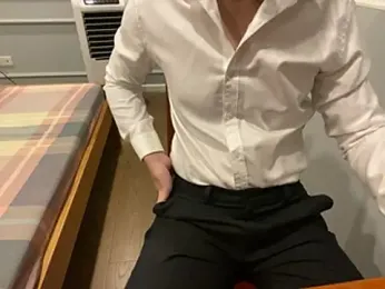 17Komodo — Stripchat stream photo (Jul 2026)