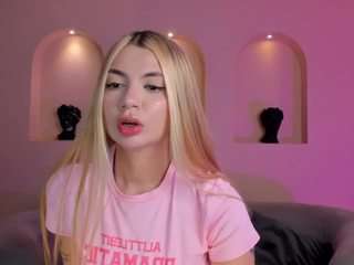 niaholland — Camsoda stream photo (Jun 2026)