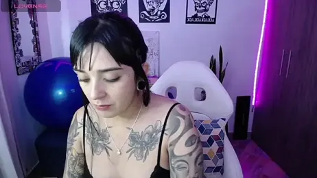 hibridaaa20 — Stripchat stream photo (Apr 2026)