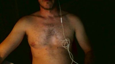 alesexy198 — Cam4 stream photo (Aug 2026)