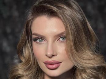 Alessia — Livejasmin stream photo (Apr 2025)