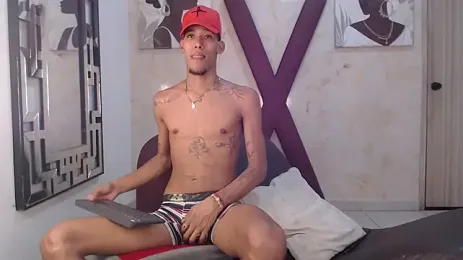 LOVELY_LEGANDS — Stripchat stream photo (Sep 2026)