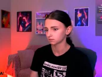 bella_dorn — modelo de webcam en línea en chaturbate