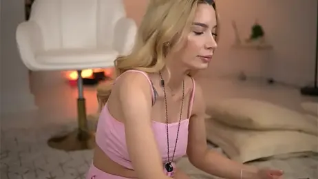 SvveetLuna — Stripchat stream photo (Aug 2026)