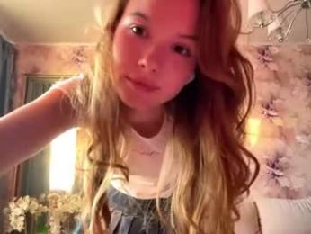 felicevarady — Chaturbate stream photo (Jul 2026)