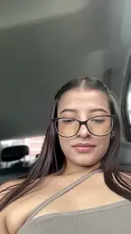 Arilw — Stripchat stream photo (Mar 2026)