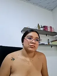 -VICKKY — Stripchat stream photo (Jun 2026)