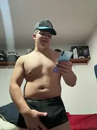 padrinito_69 — modelo de webcam en línea en stripchat