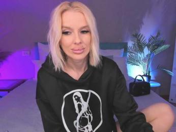 lana-sweetie — Bongacams stream photo (Apr 2026)