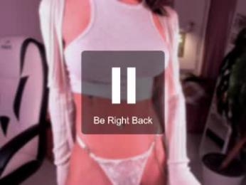 irma_dust — Chaturbate stream photo (Apr 2026)