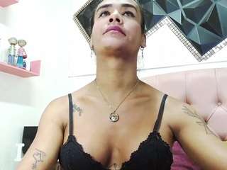 andrea-safeira — Camsoda stream photo (Apr 2026)