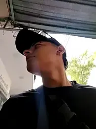 attractive-sexx — stripchat