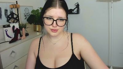 Miabrunette22 — cam4
