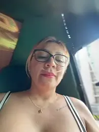 DIANITA_1988 — Stripchat stream photo (Jun 2026)