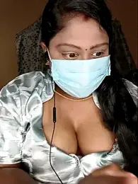 Tamil_Romantic_Saro — Stripchat stream photo (Apr 2026)