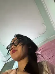 Leeeeiu — modelo de webcam en línea en stripchat