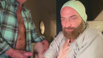 alroca82 — Cam4 stream photo (Feb 2026)