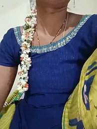 Kavya5500 — modelo de webcam en línea en stripchat