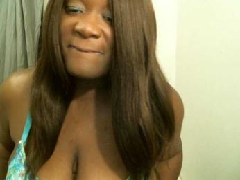Bigtitscassie — bongacams