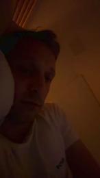 aey3453 — modelo de webcam en línea en cam4