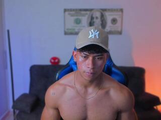 Mathew Evanz — flirt4free