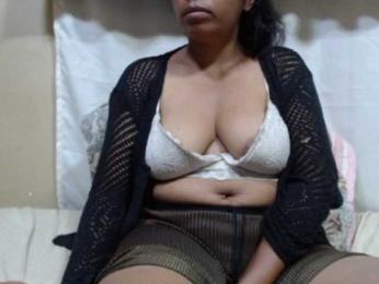 Sahobelle — modelo de webcam en línea en bongacams