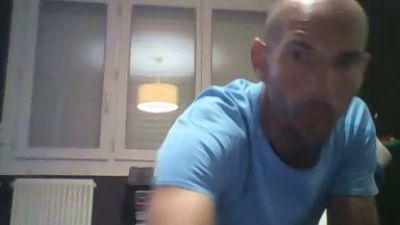 hotfrenchcho — modelo de webcam en línea en cam4