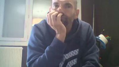 hotfrenchcho — modelo de webcam en línea en cam4