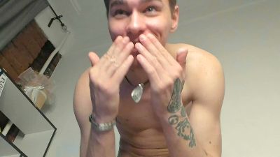 VelvetGlitch — Cam4 stream photo (Apr 2026)