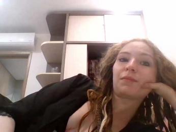 VivianLenz — modelo de webcam en línea en bongacams